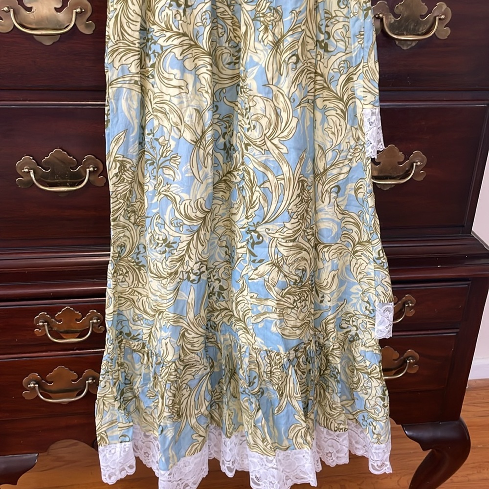 New Eddy Lace Printed Maxi Dress size Medium - Picture 7 of 15